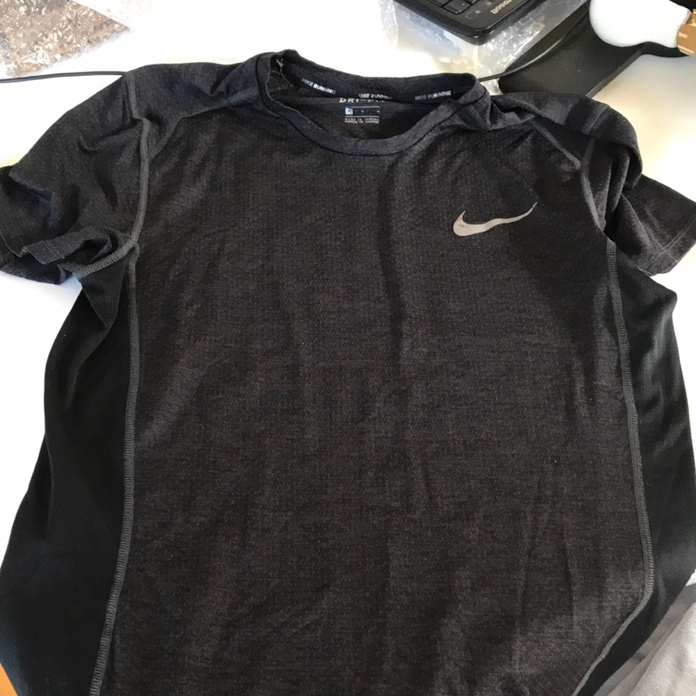 Men’s Nike Shirt